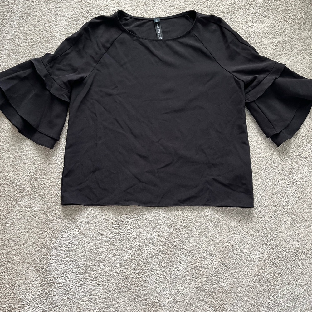 Design Lab Lord & Taylor Black Bell Sleeve 3/4 Sleeve Blouse